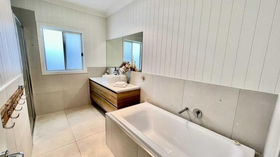 Bathroom, Bath