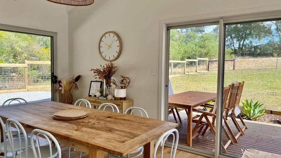 Patio, Dining area