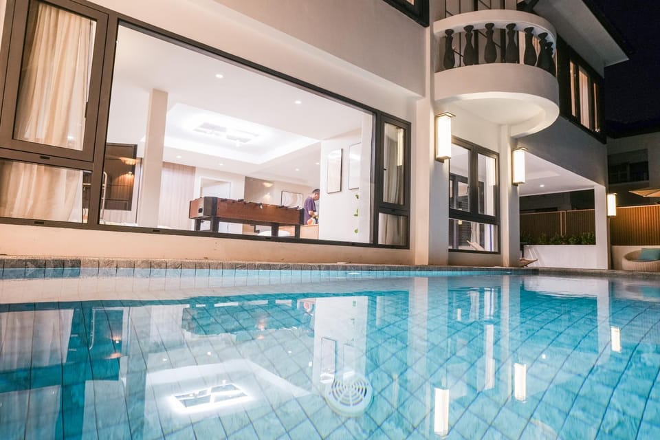 Pool view