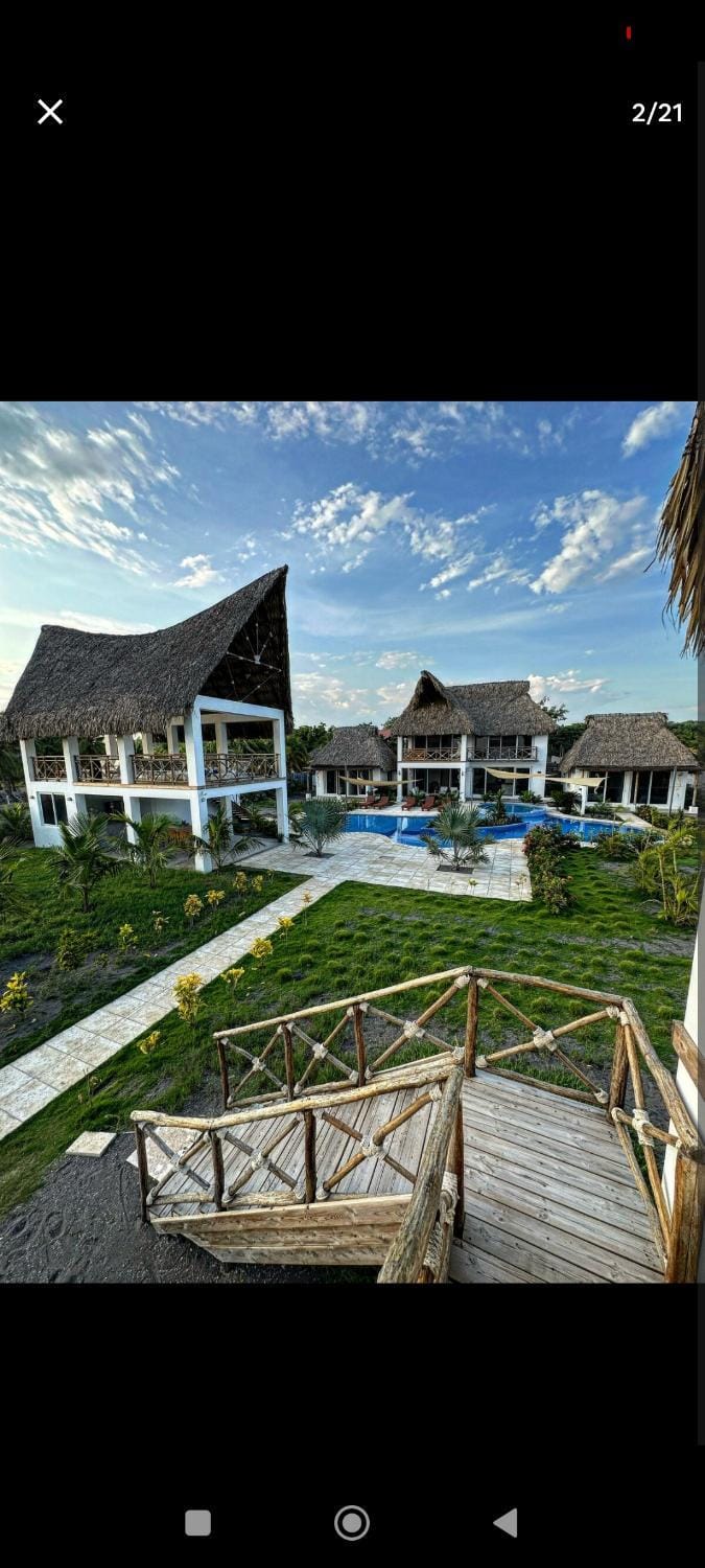 Luna Beach House in Guatemala