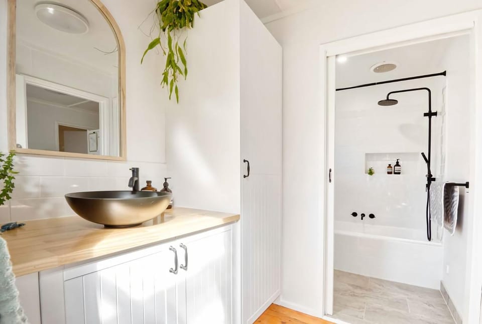 Shower, Bathroom