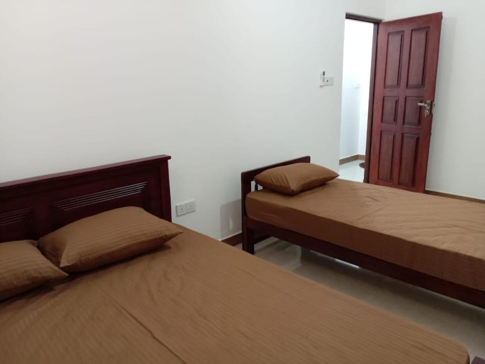 Pacifier Residence Hotel in Gangawatakorale