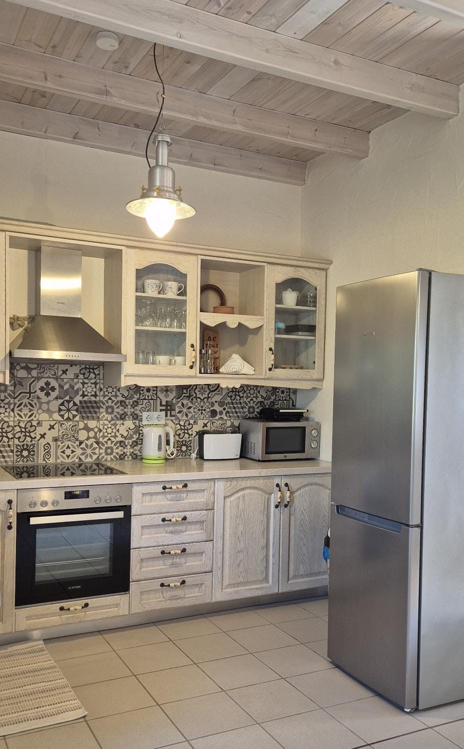 Kitchen or kitchenette, kitchen