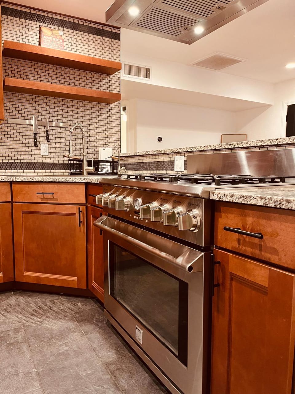 Peaceful 2-Br Retreat in the Heart of Kingman Apartment in Kingman