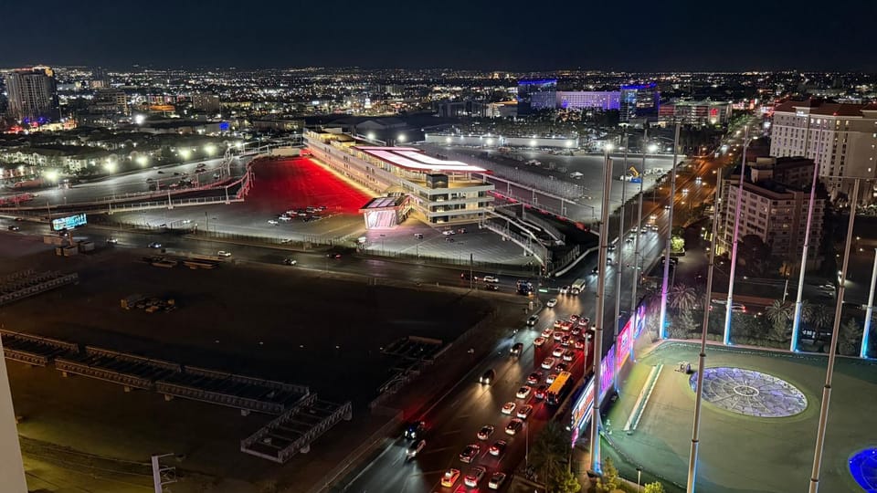 The LORA reimAgIned at MGM Signature FI Grandstand view Apartment hotel in Las Vegas Strip
