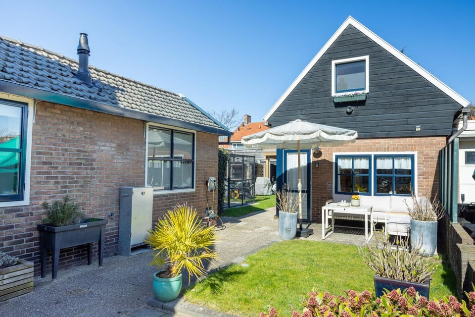 Property building, Balcony/Terrace