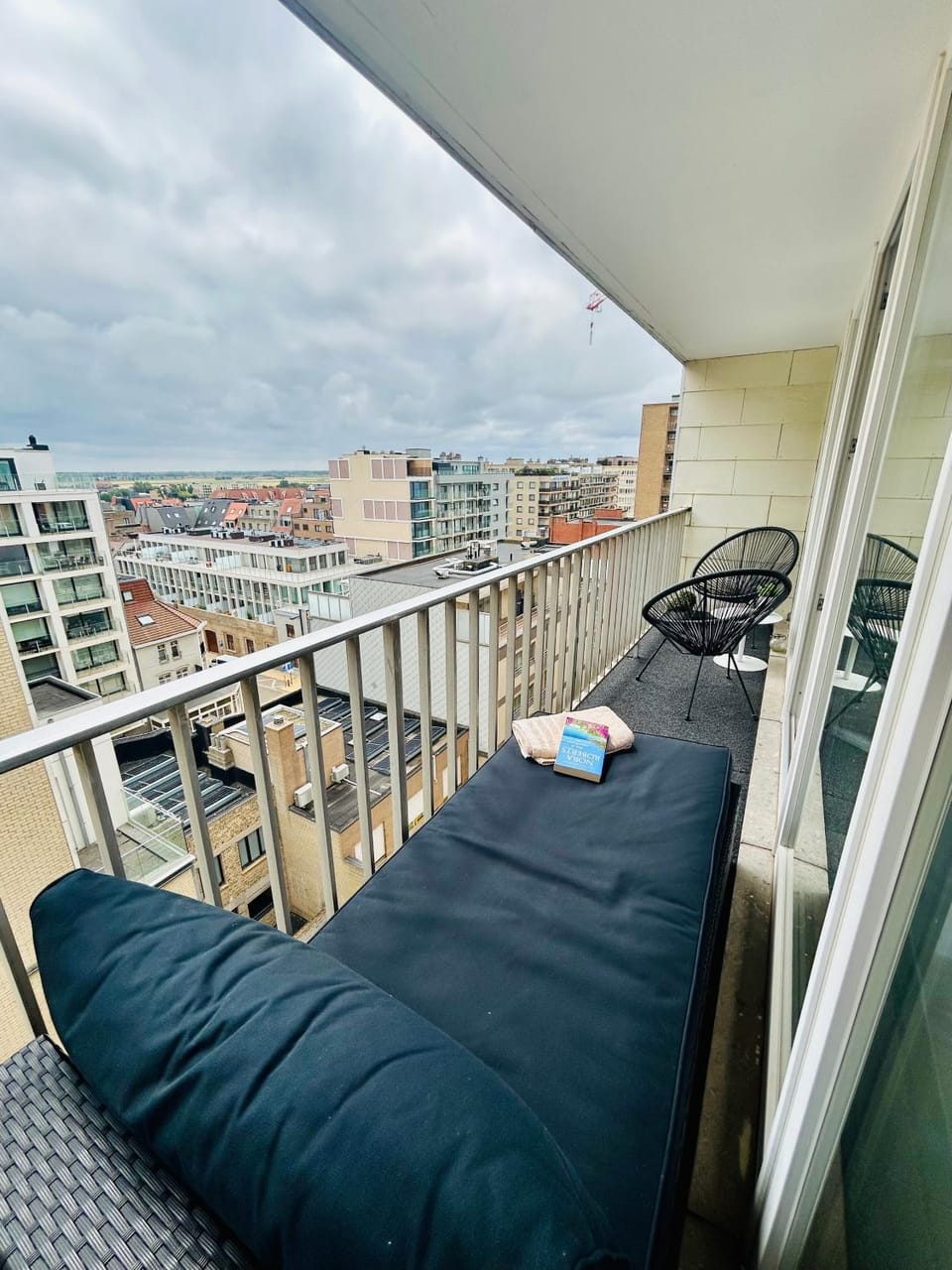 Balcony/Terrace, City view