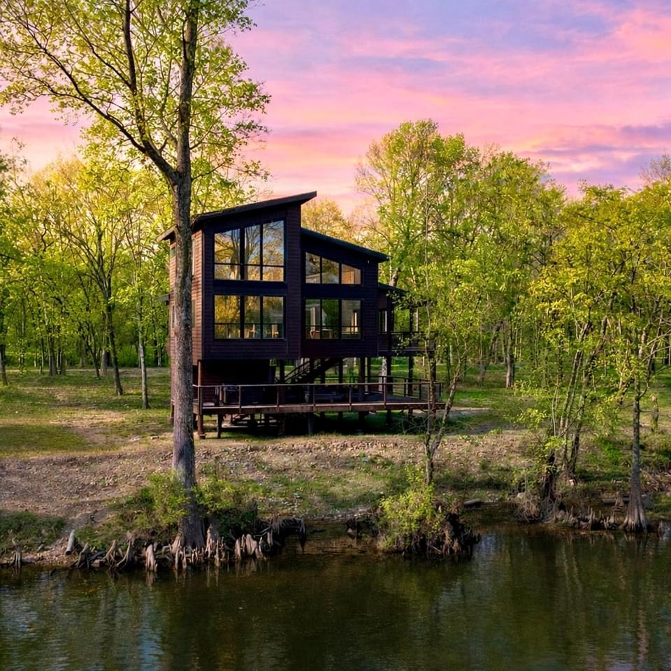 Property building, Natural landscape, View (from property/room), Balcony/Terrace, River view, Sunset