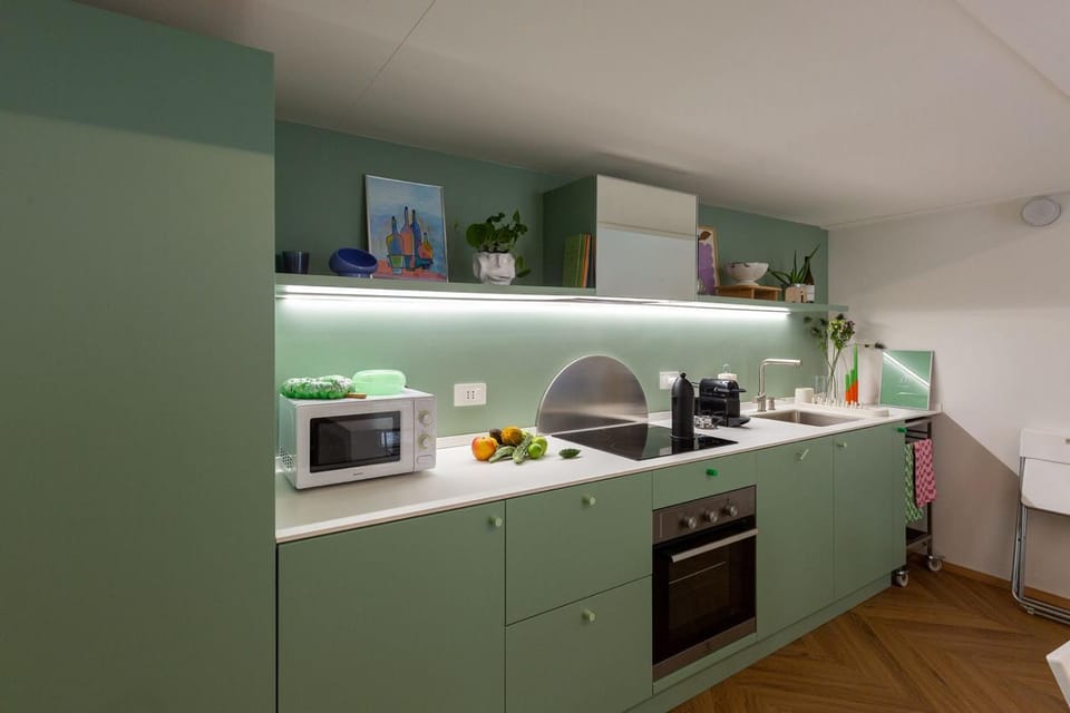 Kitchen or kitchenette