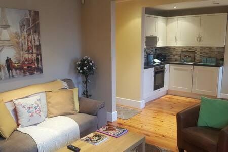 Galway City Stay with Parking House in Galway