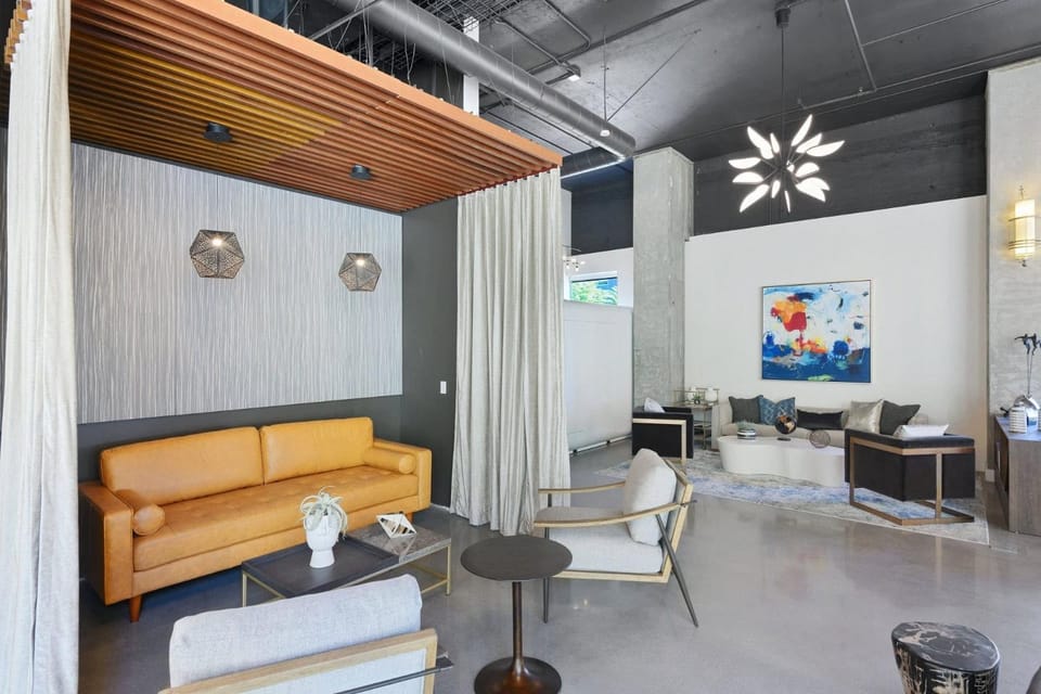 Hollywood Walk of Fame 2 Bed Apt WITH FREE PARKING Apartment in Hollywood