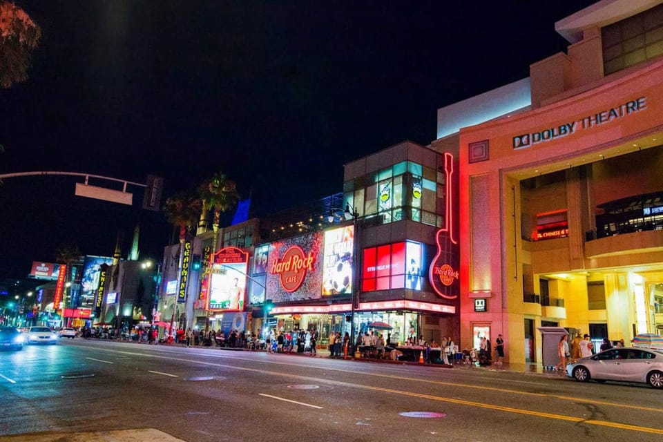 Hollywood Walk of Fame 2 Bed Apt WITH FREE PARKING Apartment in Hollywood