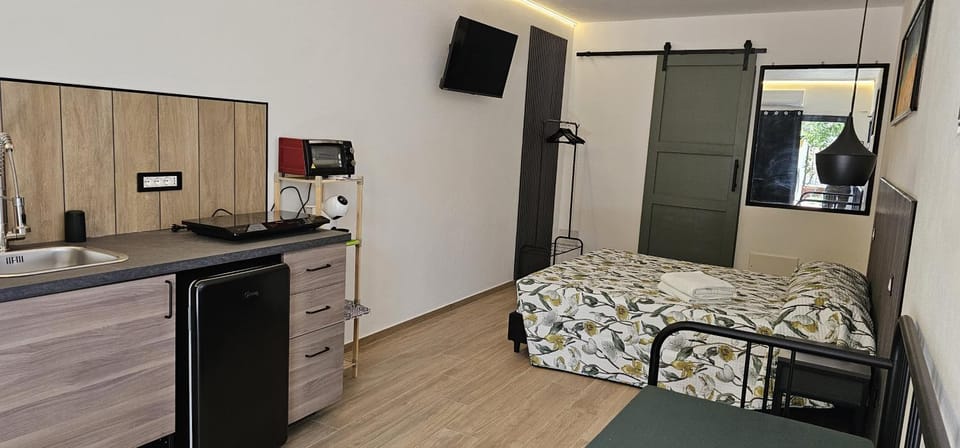 Derosas House Bed and Breakfast in Golfo Aranci
