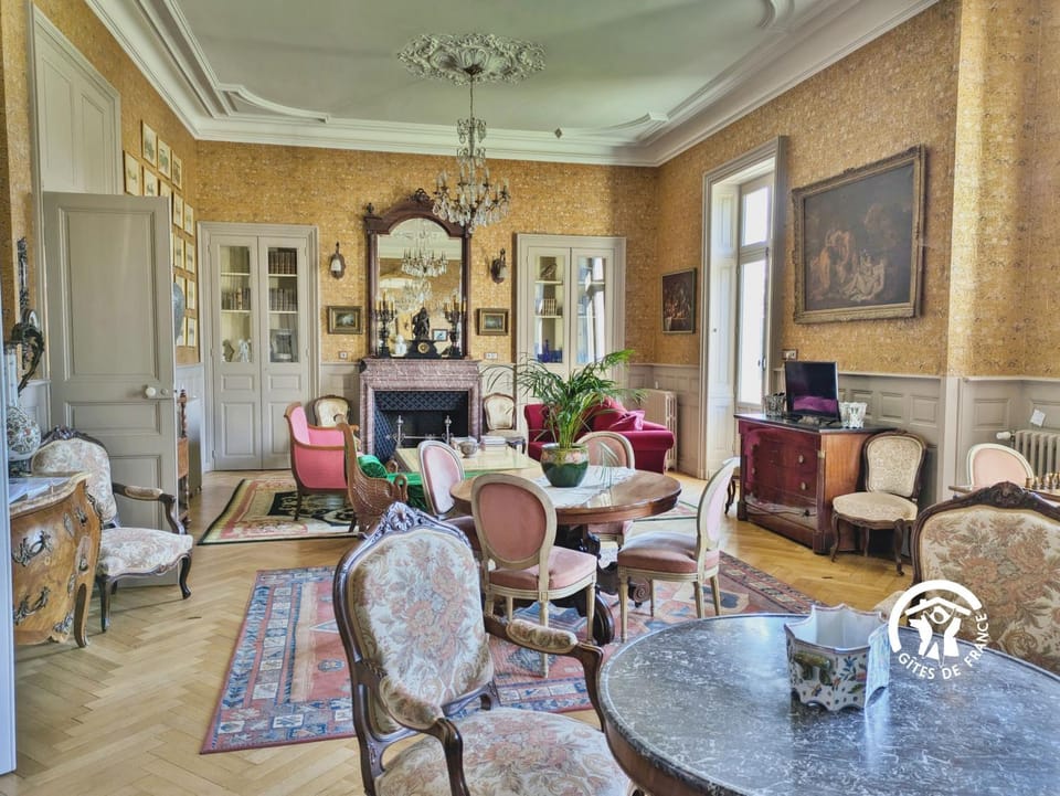 Château de la Roche, 11-12 personnes House in Pays de la Loire