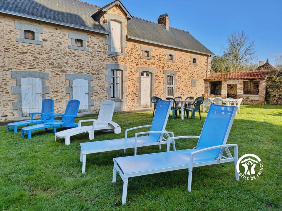 Château de la Roche, 11-12 personnes House in Pays de la Loire