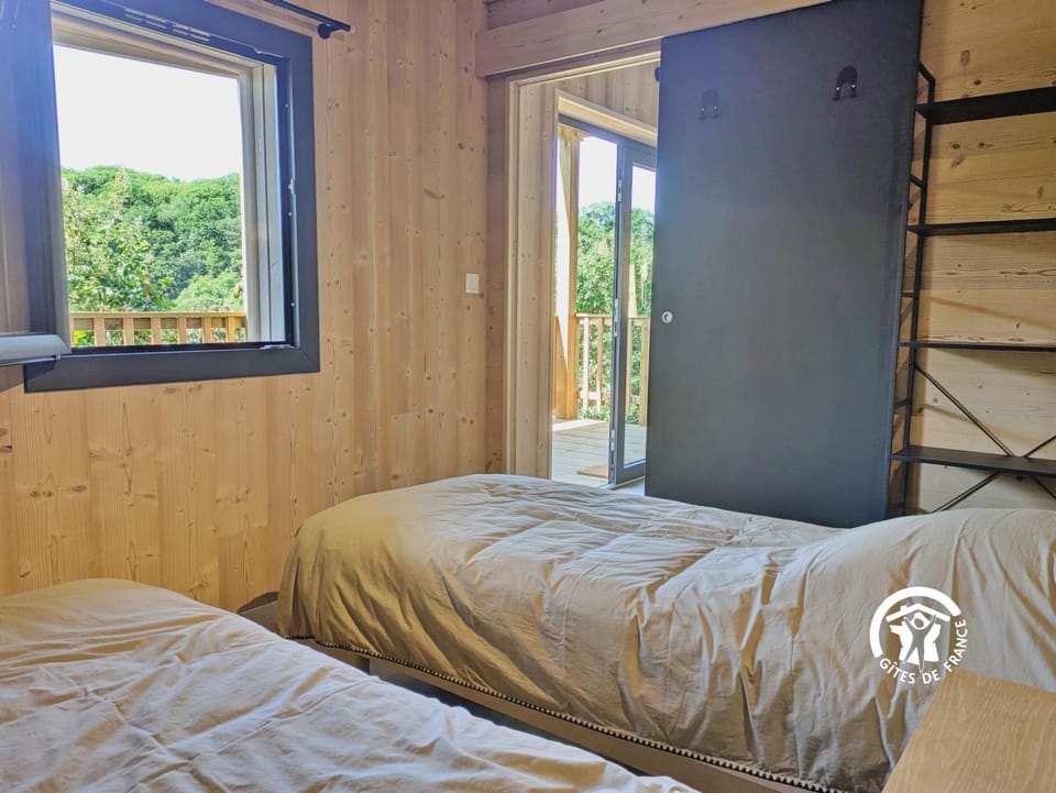 Chalet 23 Le Moulin, Camping de Coupeau, 4 personnes House in Pays de la Loire