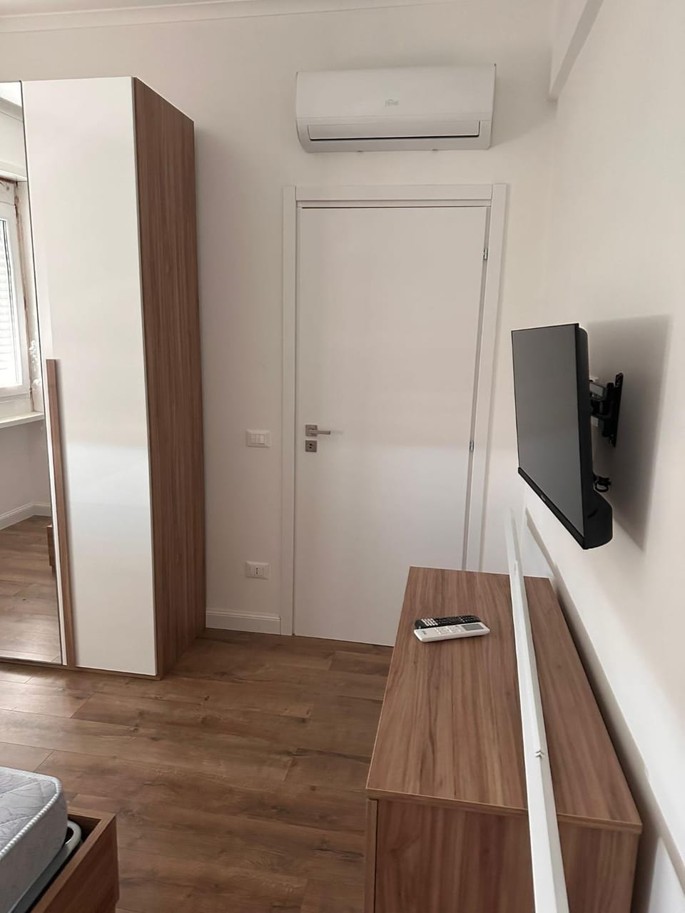 Sunflower House Apartment in Rome