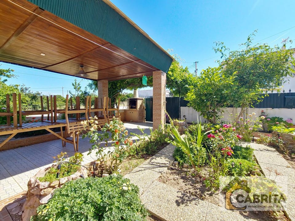 Garden, Garden view
