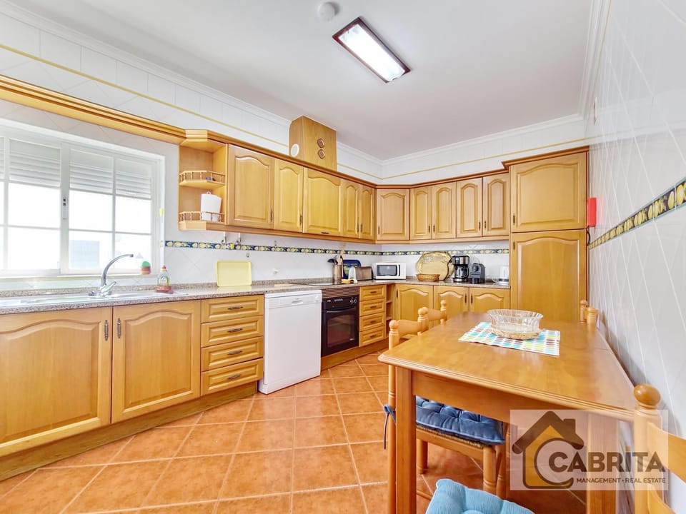 Kitchen or kitchenette, Dining area, dishwasher, oven, stove, toaster