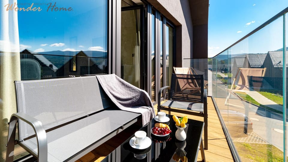 Day, Natural landscape, View (from property/room), Balcony/Terrace, Mountain view