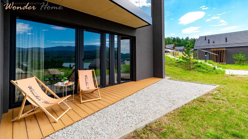 Property building, Spring, Day, Natural landscape, View (from property/room), Balcony/Terrace, Mountain view, sunbed