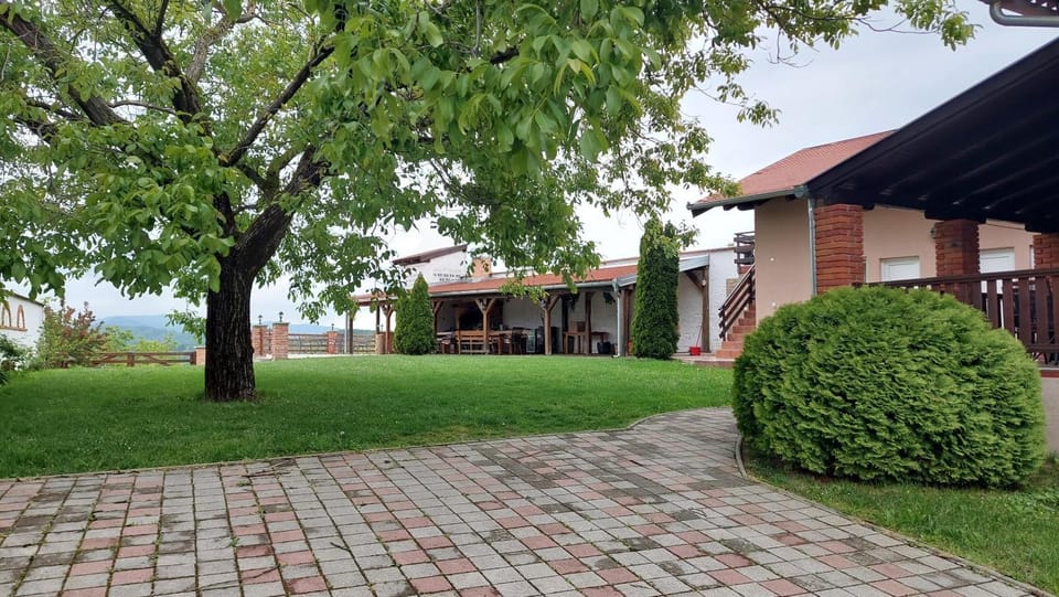 Kuća za odmor Tihi raj House in Brod-Posavina County, Croatia