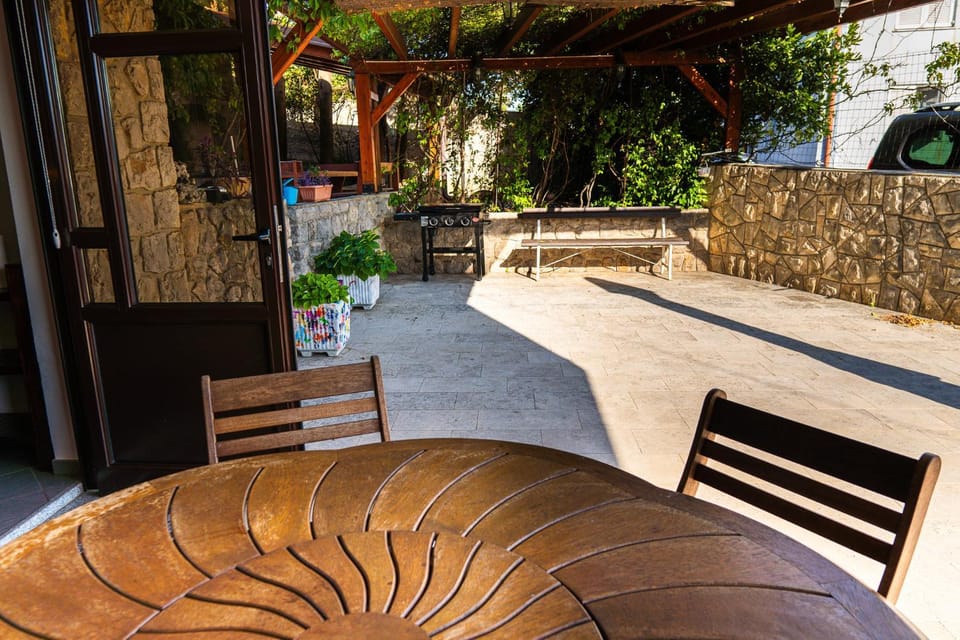 APT House Mercedes near the beach Apartment in Crikvenica