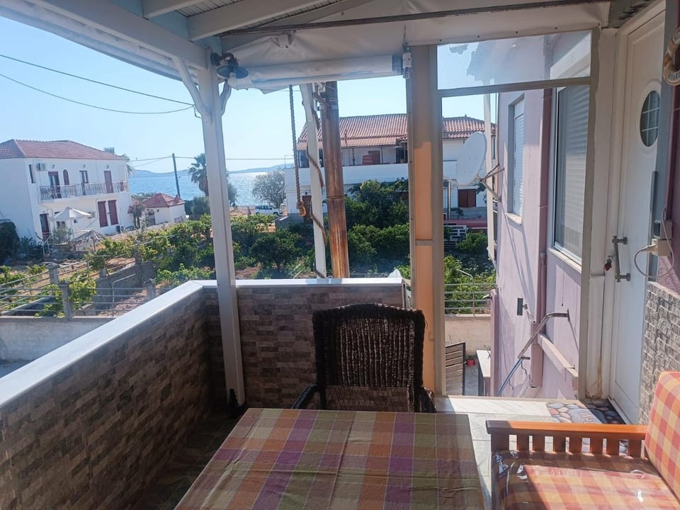 Patio, View (from property/room), Balcony/Terrace