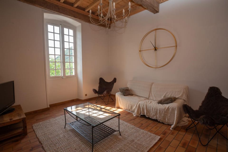 TV and multimedia, View (from property/room), Living room, Seating area, internet