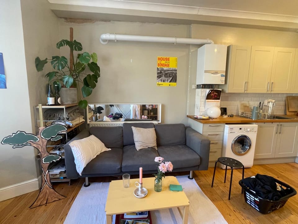 Bright Spacious and Centrally Located Apartment in London Borough of Southwark