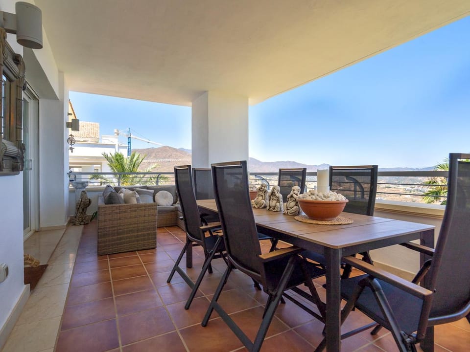 Balcony/Terrace, Dining area