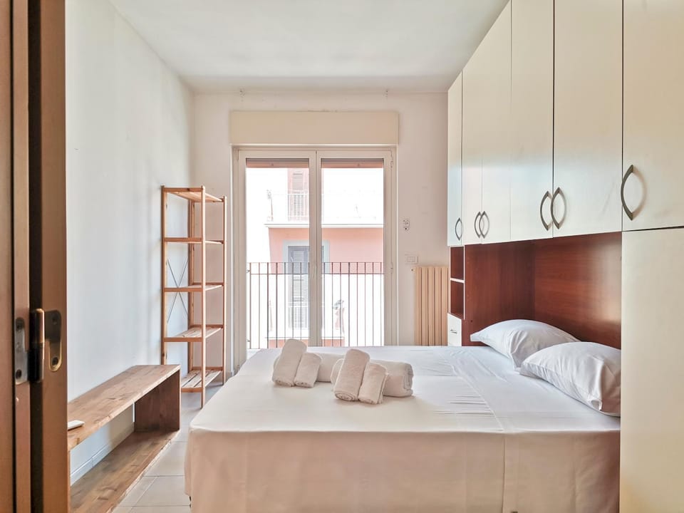 Bed, Photo of the whole room, Bedroom, towels, wardrobe