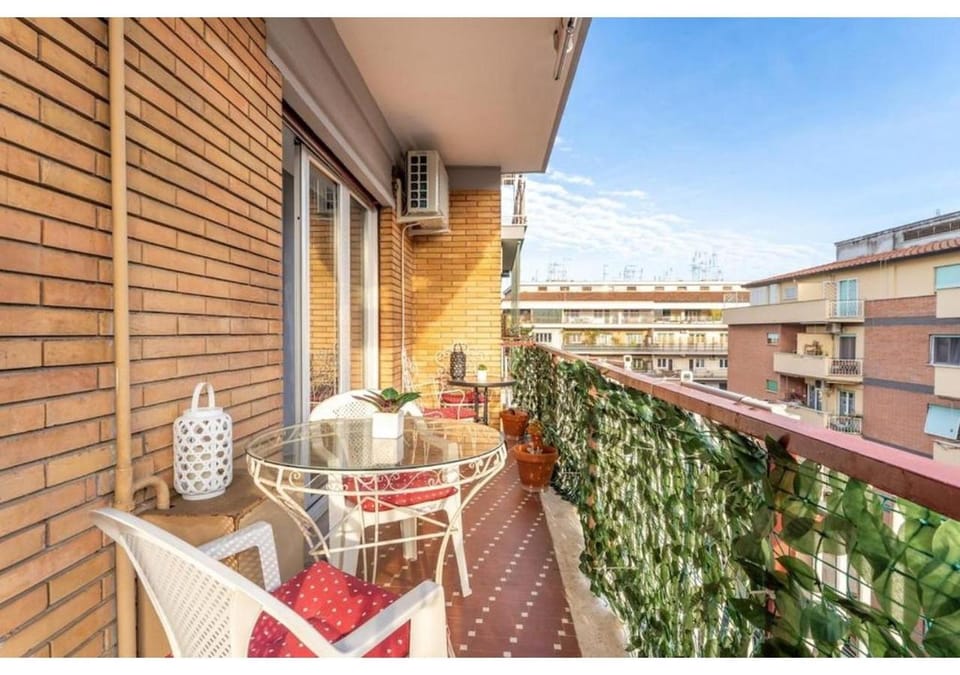 Bird's eye view, Balcony/Terrace, Dining area