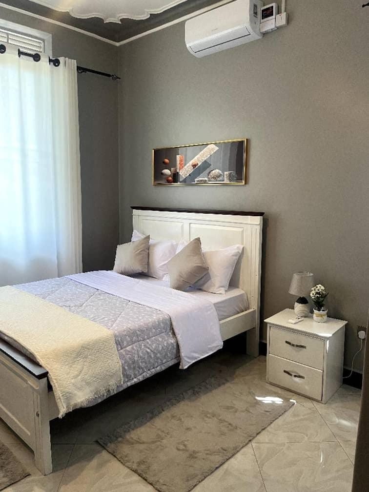 Haven Heights Bed and Breakfast in Uganda