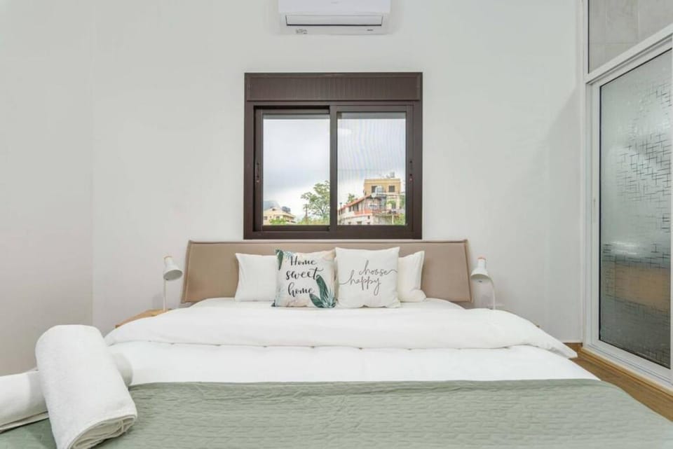 Bed, Bathroom, View (from property/room), Bedroom, towels, wardrobe, air conditioner