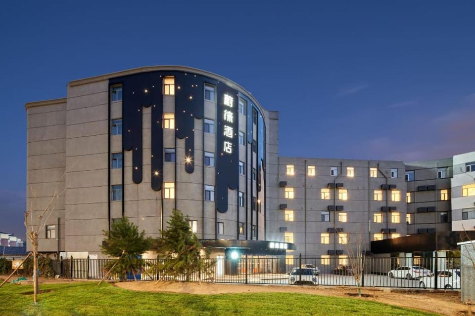 Property building, Night, City view, Parking