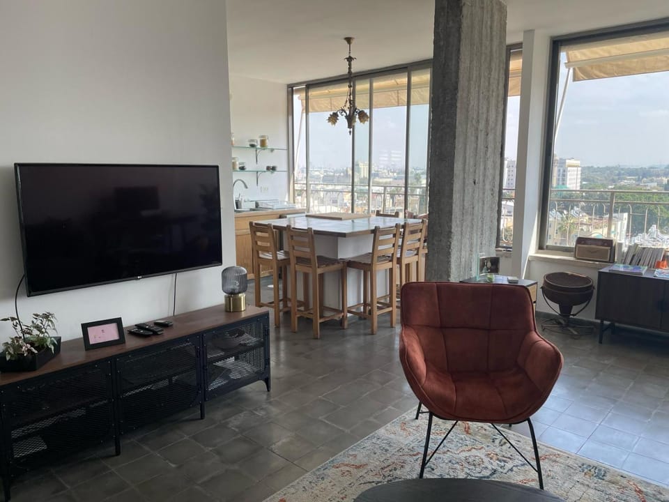 3 rooms - 2 bedrooms in Yafo Apartment in Tel Aviv-Yafo