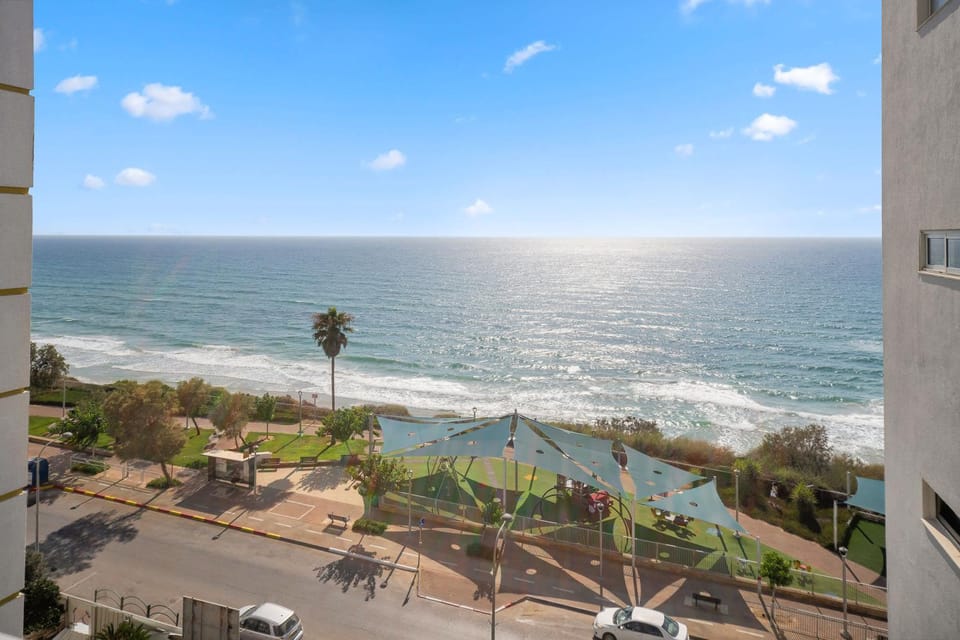 Stunning Sea View 3BDR With Terrace By Isrentals Apartment in Netanya