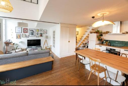 Magnifique Duplex Bordelais - Centre Historique Apartment in Bordeaux