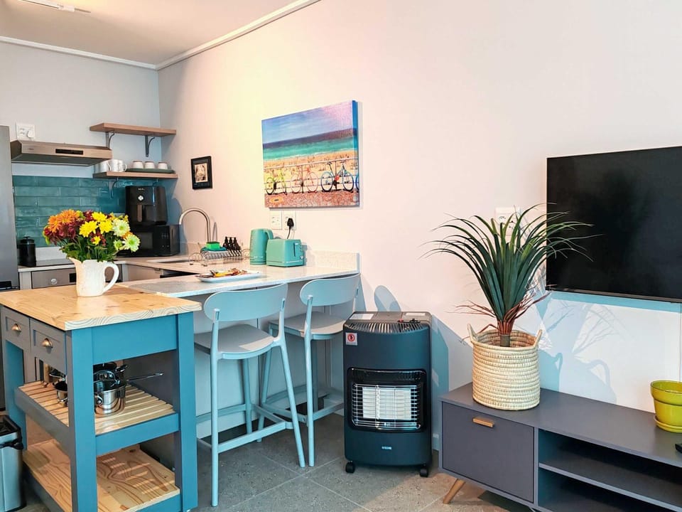 Wavescapes Tides Stay Apartment in Cape Town