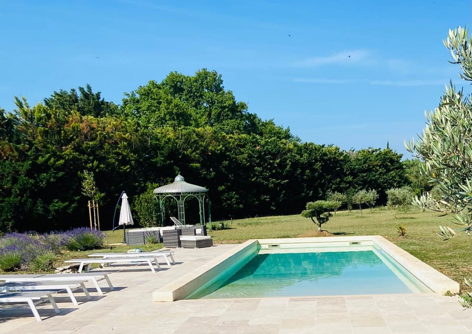 Day, Natural landscape, Garden, Garden view, Pool view, Swimming pool, sunbed