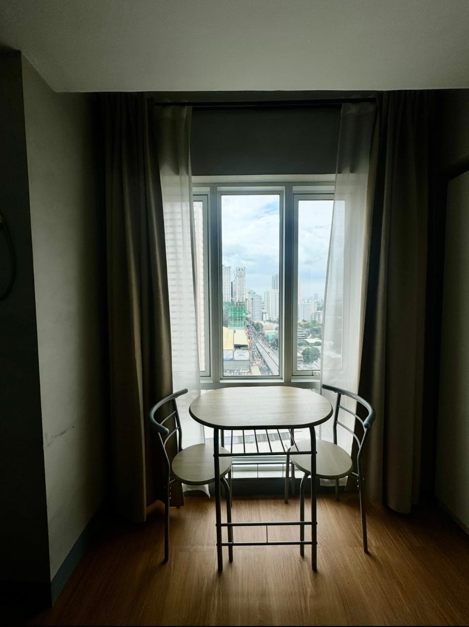 View (from property/room), Seating area, Dining area