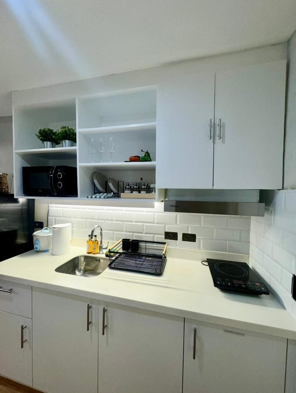 Kitchen or kitchenette