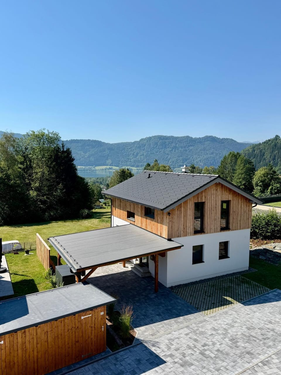 Landhaus Almrausch House in Carinthia, Austria
