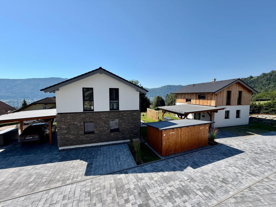 Landhaus Almrausch House in Carinthia, Austria