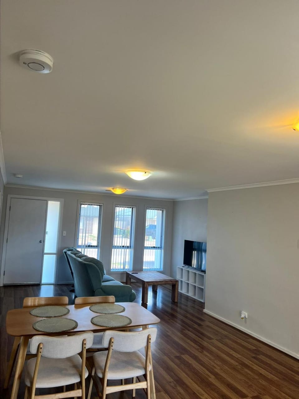 Secure 4BR Garage Whyalla Apartment in South Australia