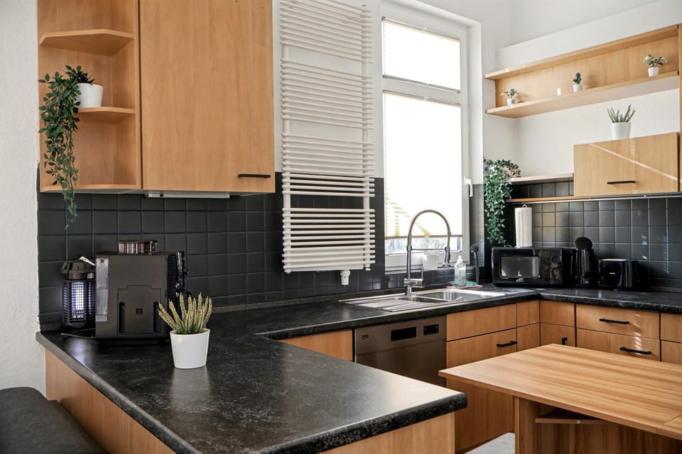 Coffee/tea facilities, Kitchen or kitchenette, dishwasher, minibar, stove, toaster