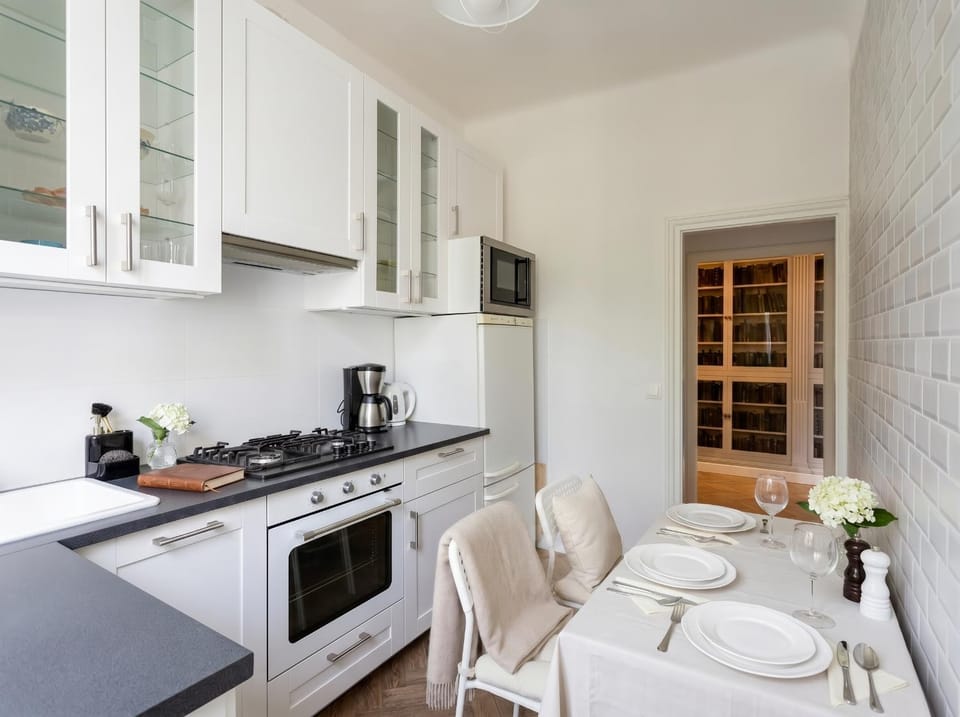Coffee/tea facilities, Kitchen or kitchenette, Food and drinks, Dining area, Food, dishwasher, minibar, oven, pet friendly, stove, toaster