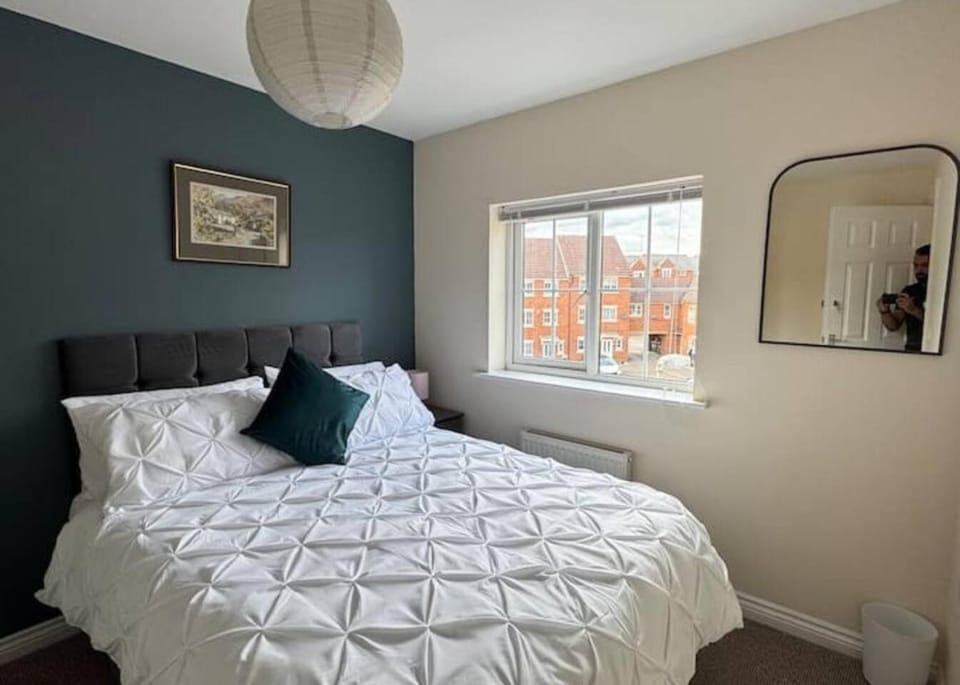 Gem Relax House in Leighton Buzzard