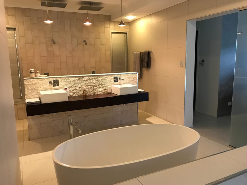 Mahi Mahi Hinchinbrook House in Cardwell